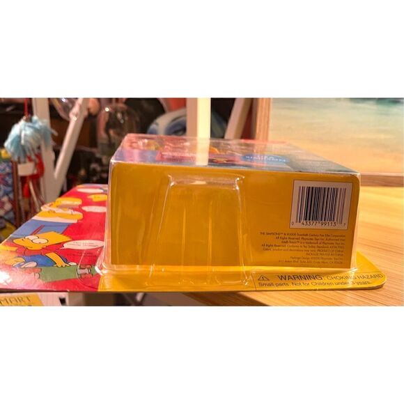 The Simpsons WOS World Of Springfield Lisa Simpson Figure Series 1 Playmates MOC - Picture 5 of 5